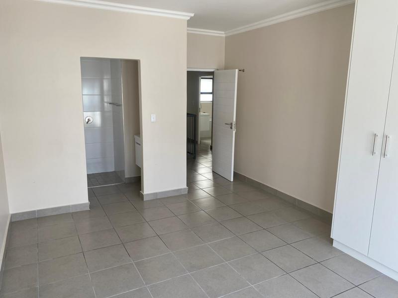 3 Bedroom Property for Sale in Silver Oaks Western Cape